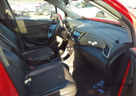 2018 Chevrolet Trax Lt z USA, uszkodzony, nr VIN 3GNCJLSB6JL262319